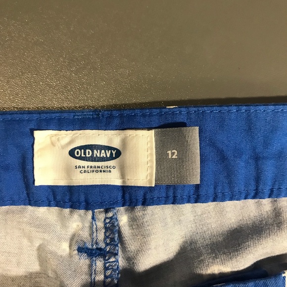 Multiple Old Navy shorts size 12, Anchors & floral - Picture 2 of 6